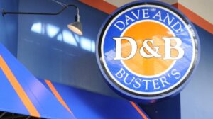 Is play stock a buy after a dave and busters earnings beat